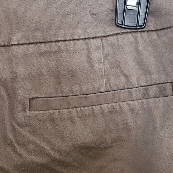 GUC brown shorts - Picture 3 of 4